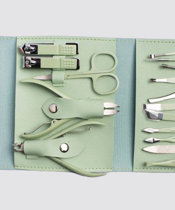 S.W German Mint Green Pedicure Kit "Limited Edition" 16 in 1